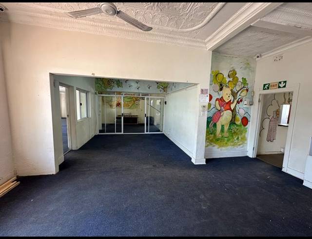 BUSINESS PROPERTY TO RENT IN PRIMROSE HILL